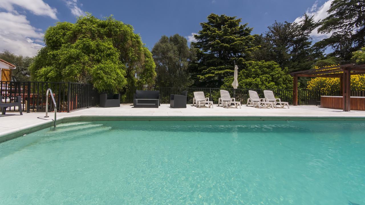 Posada Summit Suites La Cumbre Bagian luar foto